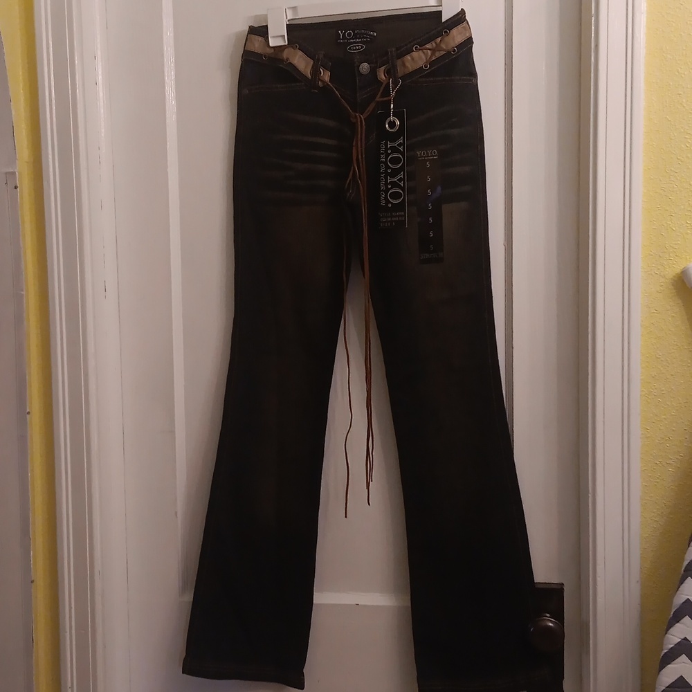 Vintage YOYO Rinse Blue Stretch   Jeans With Belt NWT Size 9
